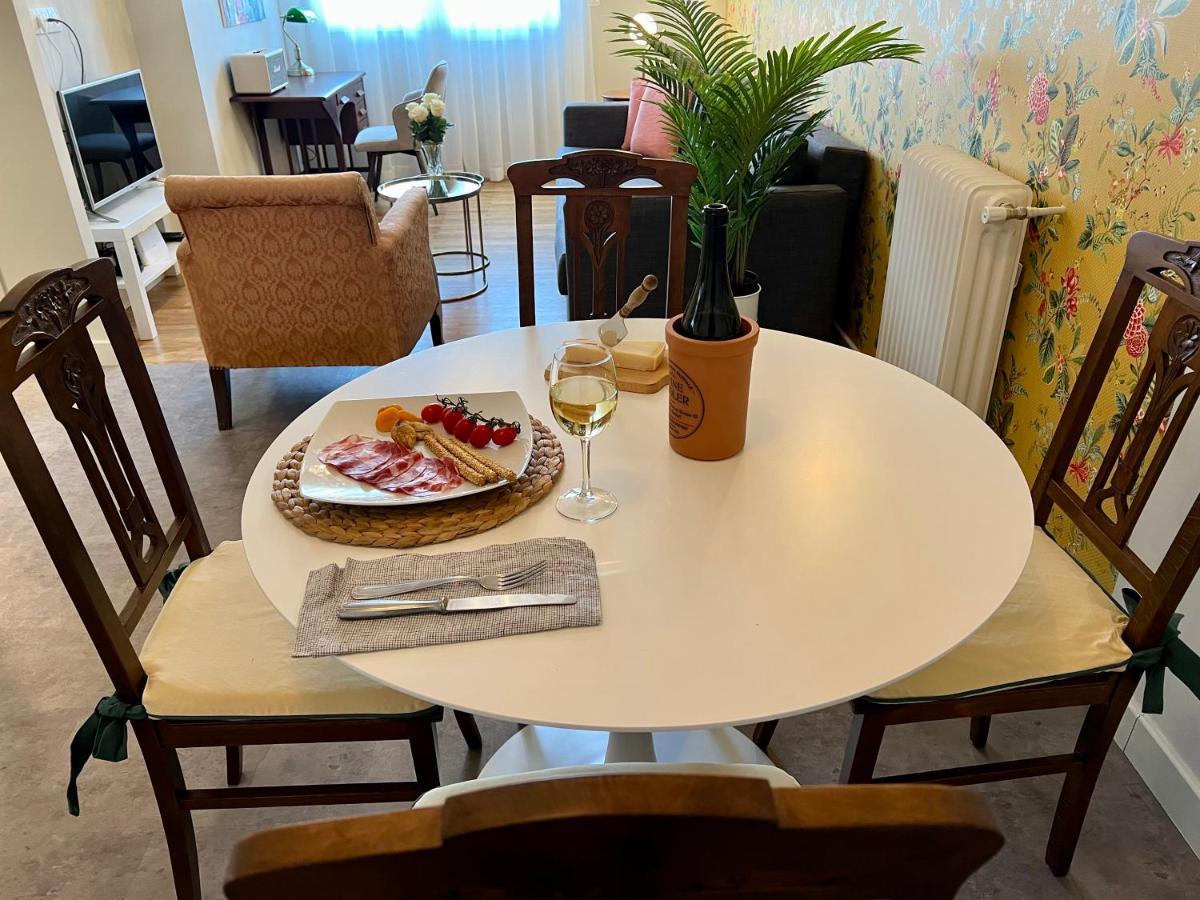 Mrs Holiday Apartment Atina Dış mekan fotoğraf